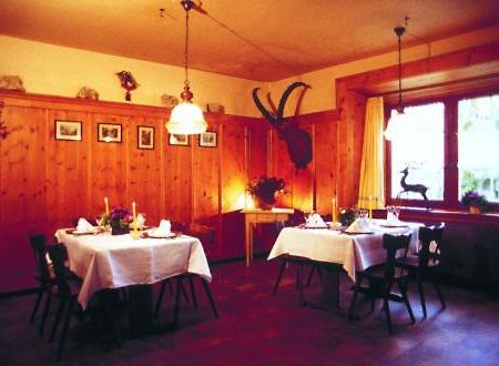 Gasthaus Alte Post Zillis Exterior photo